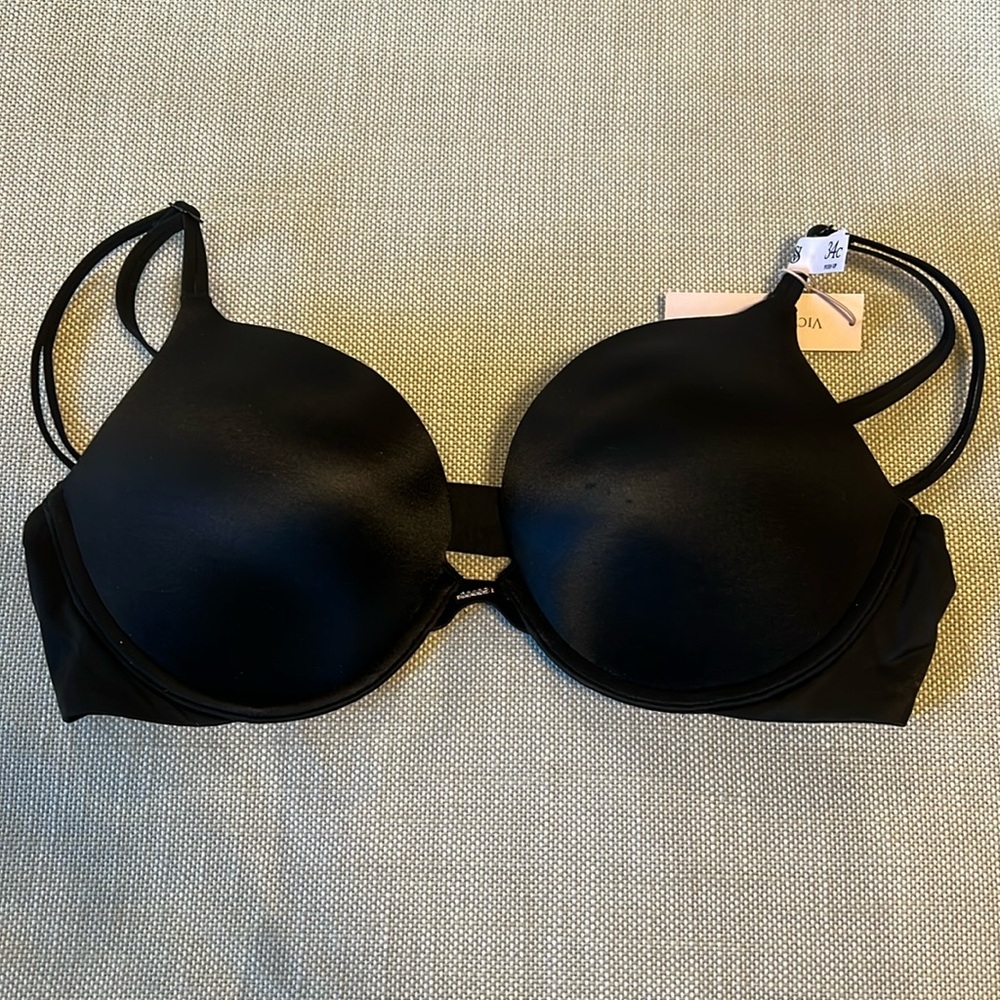NWT Victoria’s Secret Very Sexy Smooth Push-up Bra